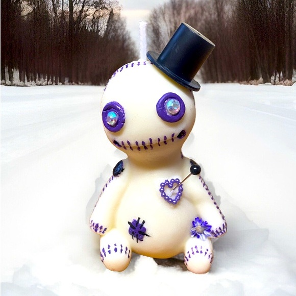 Voodoo Doll Aromatherapy Candle This is for 2 Dolls - Picture 4 of 7